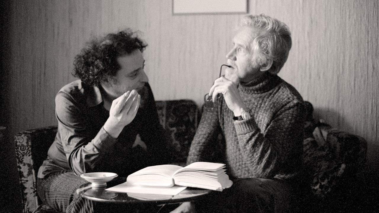 Georges Perec (à gauche) et Eugen Helmlé (Foto: Elisabeth Bernarding)